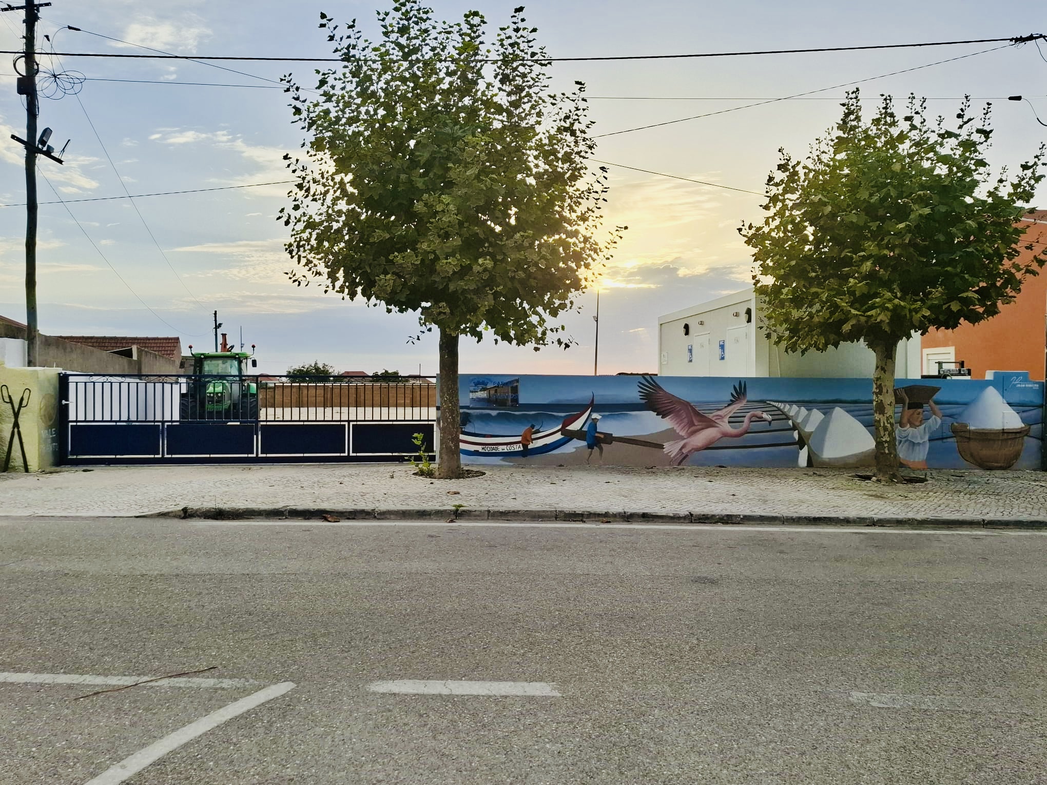 Criação do Parque de Eventos com instalação Sanitária (Placa+Muro+Contentor WC)